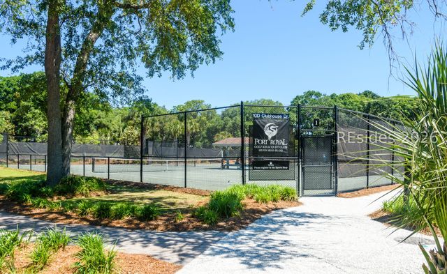 31 Ocean Point S, Hilton Head Island, SC 29928