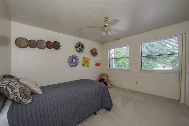 2807 Wildflower Drive 37, Bryan, TX 77802