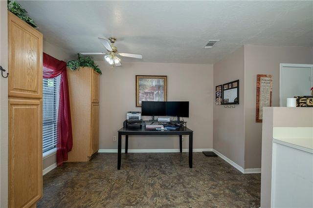 2807 Wildflower Drive 37, Bryan, TX 77802
