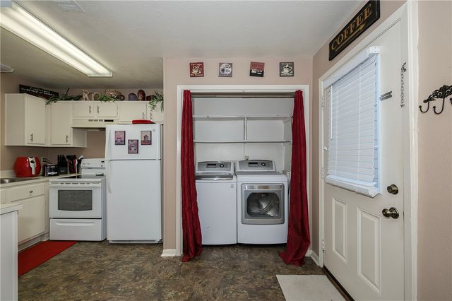 2807 Wildflower Drive 37, Bryan, TX 77802