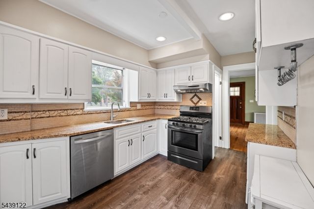 291 Central Ave, Mountainside Boro, NJ 07092