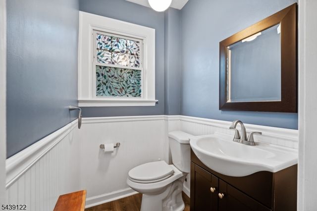 291 Central Ave, Mountainside Boro, NJ 07092