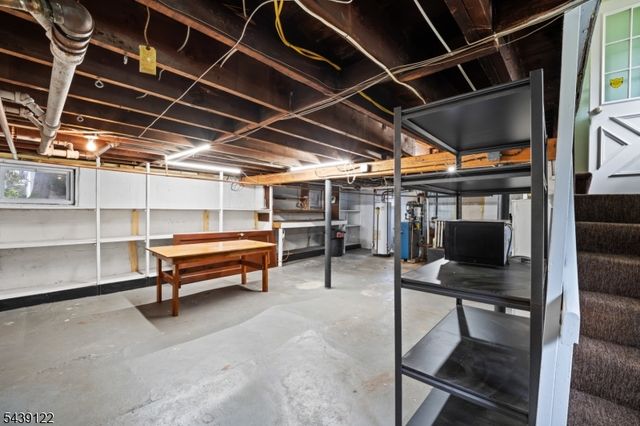 291 Central Ave, Mountainside Boro, NJ 07092