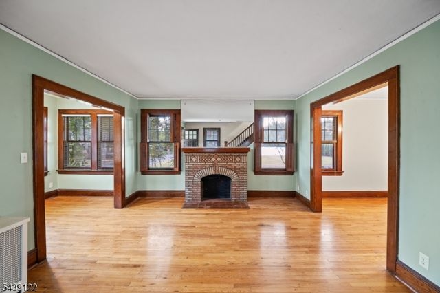 291 Central Ave, Mountainside Boro, NJ 07092