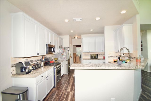 10403 Village Lake Drive, Missouri City, TX 77459