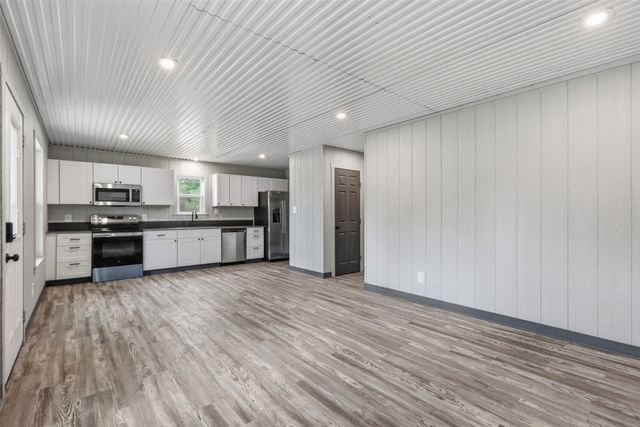 3006 Moon Court, Granbury, TX 76049