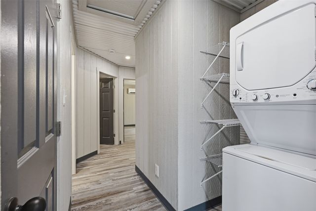 3006 Moon Court, Granbury, TX 76049