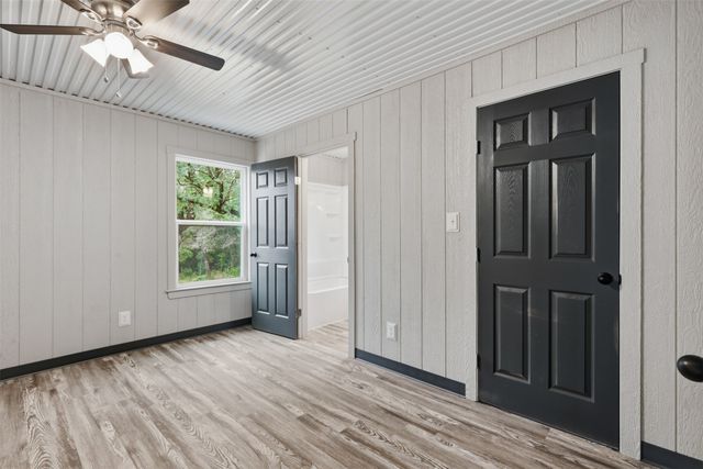 3006 Moon Court, Granbury, TX 76049