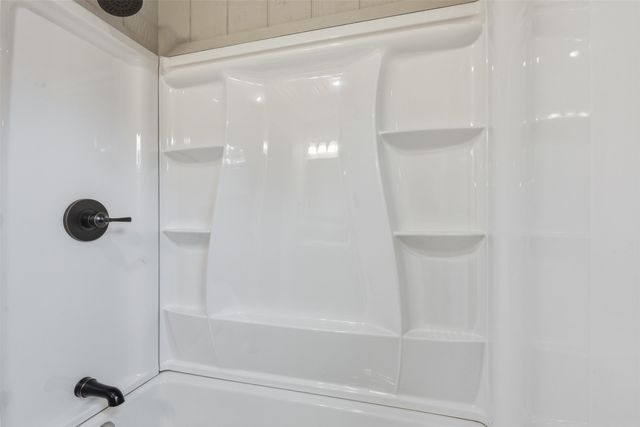 3006 Moon Court, Granbury, TX 76049