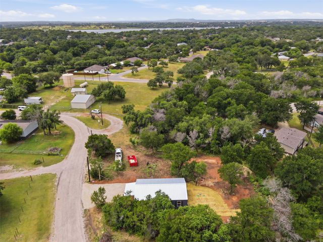 3006 Moon Court, Granbury, TX 76049