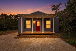 3006 Moon Court, Granbury, TX 76049