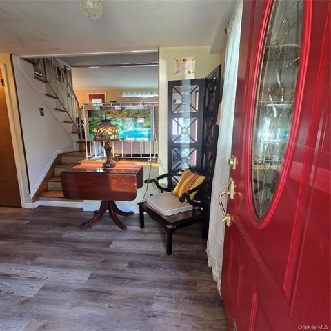 148 Cedar Street, Valley Stream, NY 11580