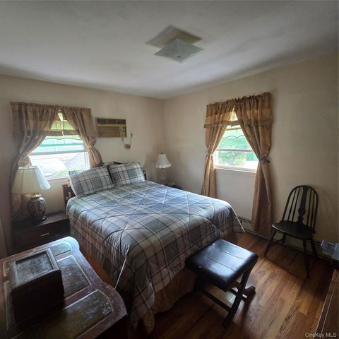 148 Cedar Street, Valley Stream, NY 11580