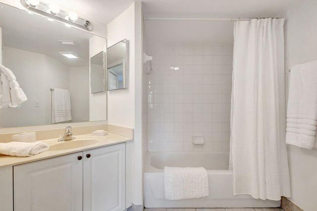 1400 S Crestwood Court S 1407, Royal Palm Beach, FL 33411