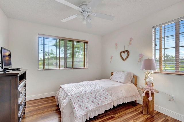 1400 S Crestwood Court S 1407, Royal Palm Beach, FL 33411
