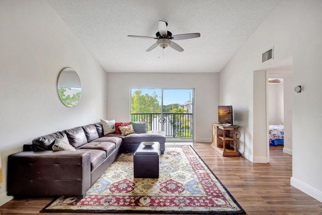 1400 S Crestwood Court S 1407, Royal Palm Beach, FL 33411