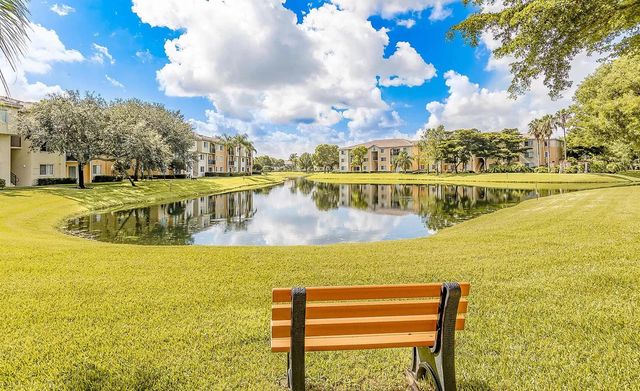 1400 S Crestwood Court S 1407, Royal Palm Beach, FL 33411