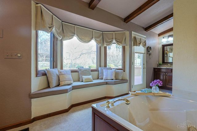 7285 Overland Park Court, West Chester, OH 45069