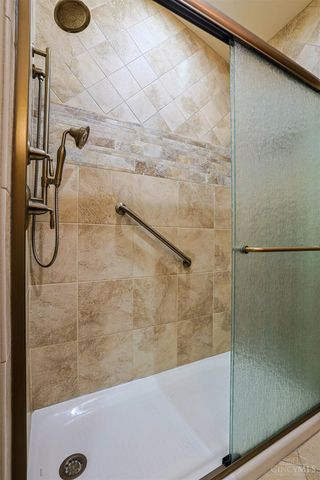 7285 Overland Park Court, West Chester, OH 45069