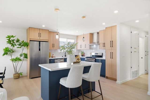 398 Ardendale Drive, Daly City, CA 94014