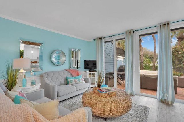 726 Ocean Dunes Circle, Jupiter, FL 33477