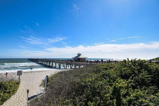 726 Ocean Dunes Circle, Jupiter, FL 33477