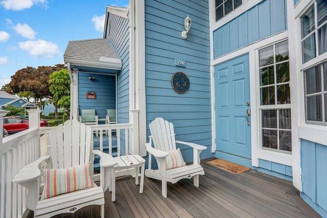 726 Ocean Dunes Circle, Jupiter, FL 33477