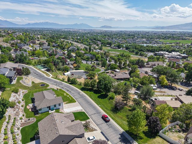 9502 N AZTEC DR, Cedar Hills, UT 84062