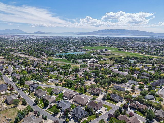 9502 N AZTEC DR, Cedar Hills, UT 84062