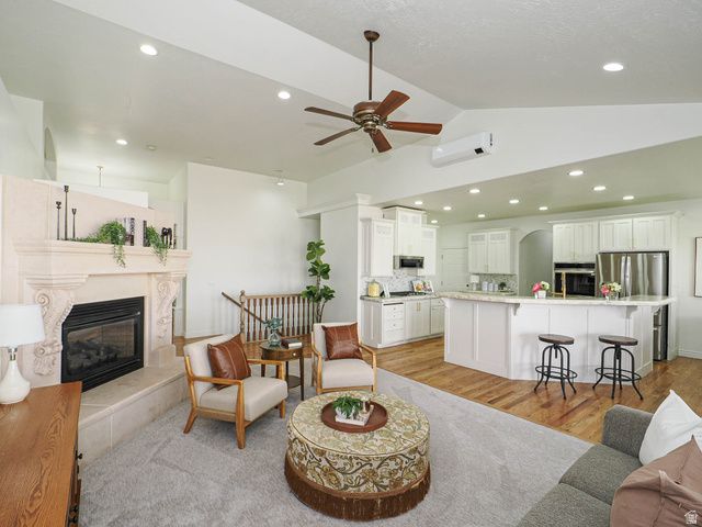 9502 N AZTEC DR, Cedar Hills, UT 84062