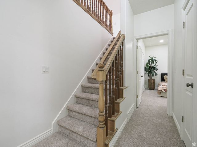 9502 N AZTEC DR, Cedar Hills, UT 84062