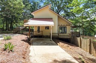 389 Peachtree Road, Jefferson, GA 30549