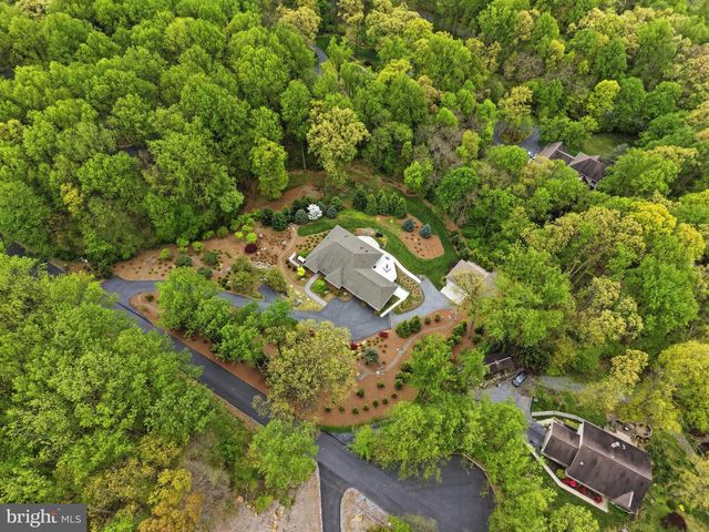 1403 DOUGLAS FIR DR, Lebanon, PA 17042