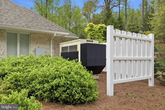 1403 DOUGLAS FIR DR, Lebanon, PA 17042