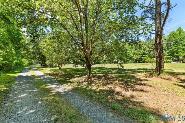 7095 Old Lantern Trl, Mechanicsville, VA 23111