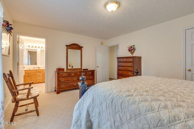 268 Stewart Hills Drive, Rogersville, TN 37857