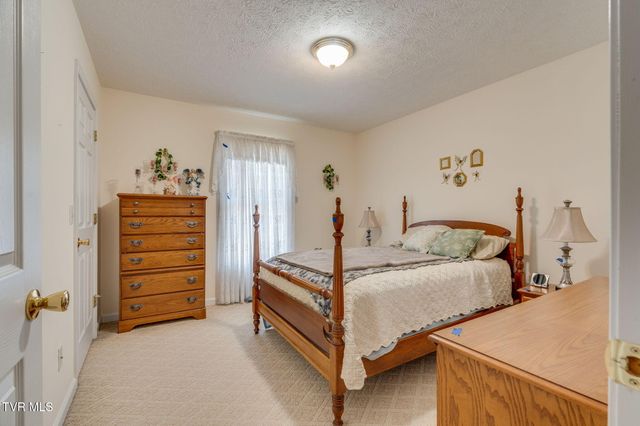 268 Stewart Hills Drive, Rogersville, TN 37857