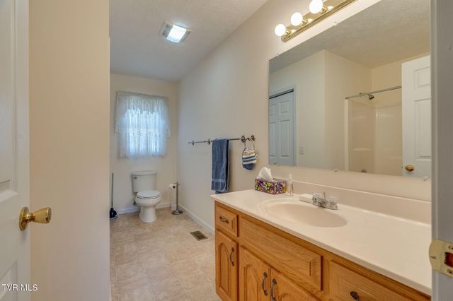 268 Stewart Hills Drive, Rogersville, TN 37857