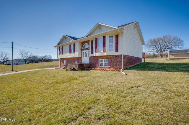 268 Stewart Hills Drive, Rogersville, TN 37857