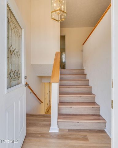 268 Stewart Hills Drive, Rogersville, TN 37857