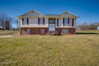 268 Stewart Hills Drive, Rogersville, TN 37857
