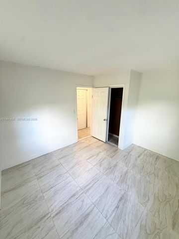 1055 NE 34th Ct 1057, Oakland Park, FL 33334