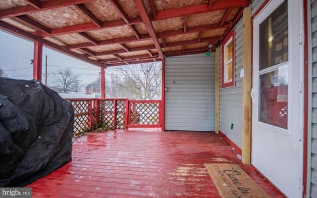 117 N CHESTNUT STREET, Mill Hall, PA 17751