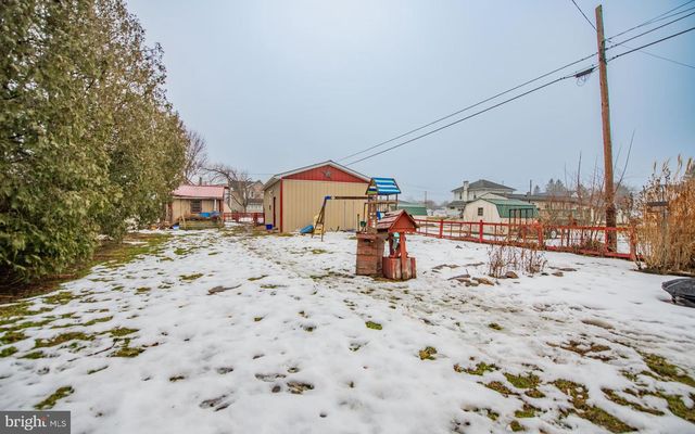 117 N CHESTNUT STREET, Mill Hall, PA 17751