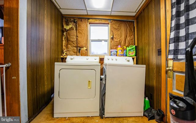 117 N CHESTNUT STREET, Mill Hall, PA 17751