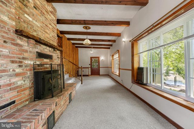 1262 ROCK HILL RD, Pasadena, MD 21122