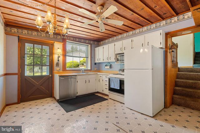 1262 ROCK HILL RD, Pasadena, MD 21122