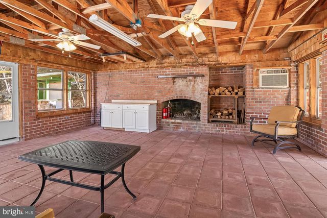 13 MORAY CT, Baltimore, MD 21236