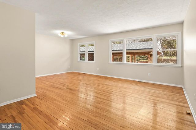 13 MORAY CT, Baltimore, MD 21236