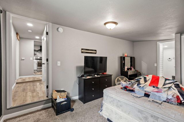 7696 Happy Valley Road, Anderson, CA 96007